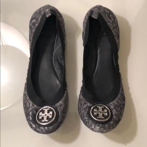Black/silver Tory Burch “Caroline” flats - sz 9